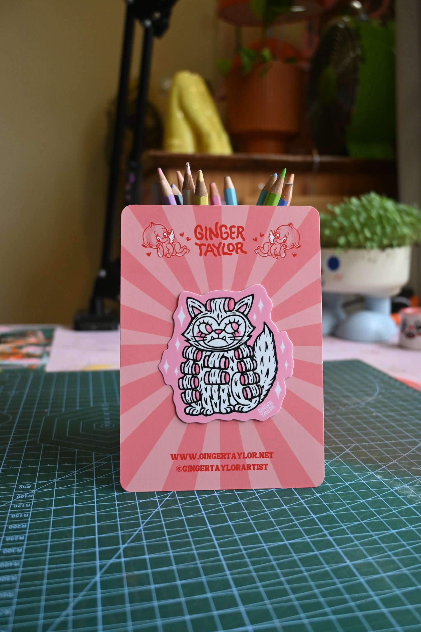PRETTY KITTY - STICKER